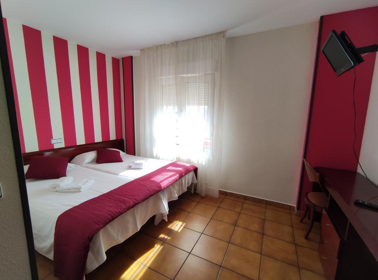 Hostal San Andres Soria Zewnętrze zdjęcie